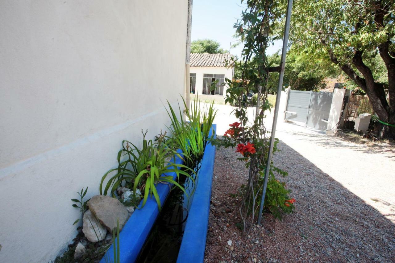 Le Luberon Des Artistes Vila Oppède Exterior foto